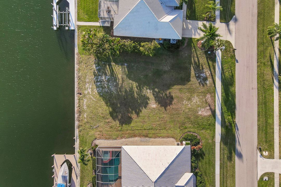 881 S Joy Cir, Marco Island, FL 34145