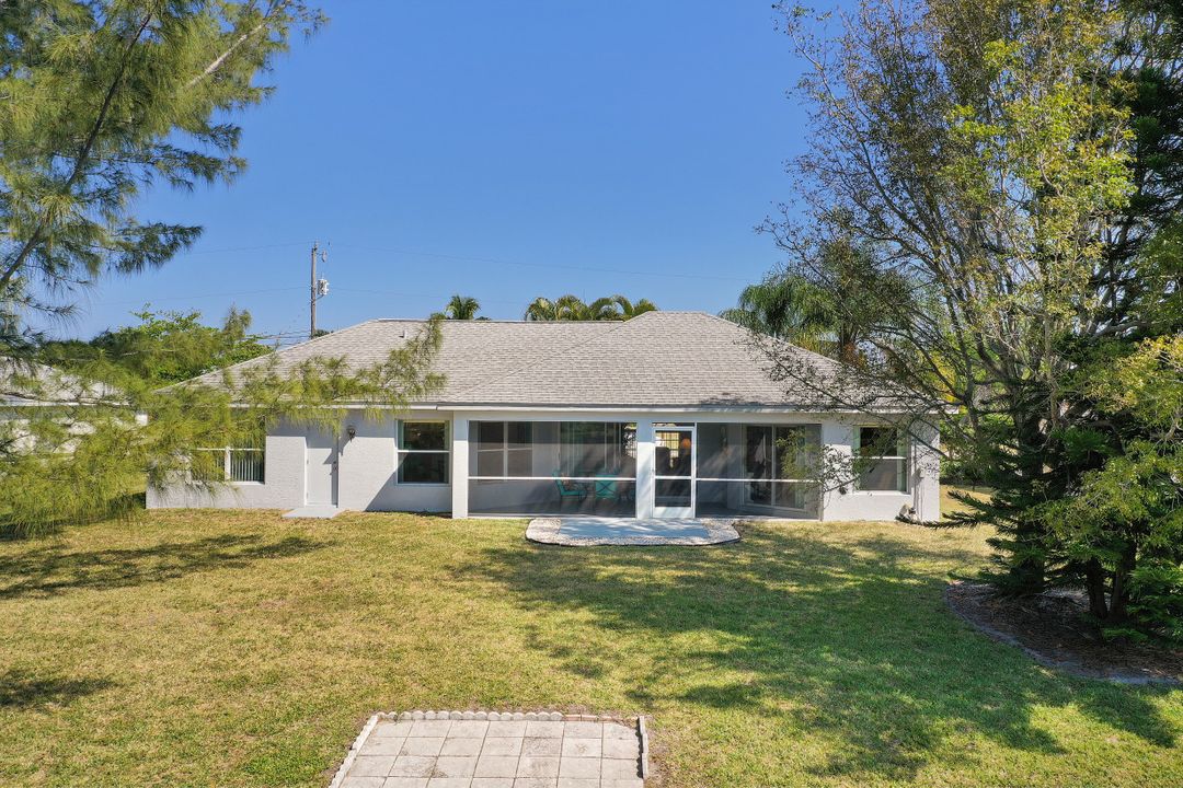 144 SE 23rd St, Cape Coral, FL 33990