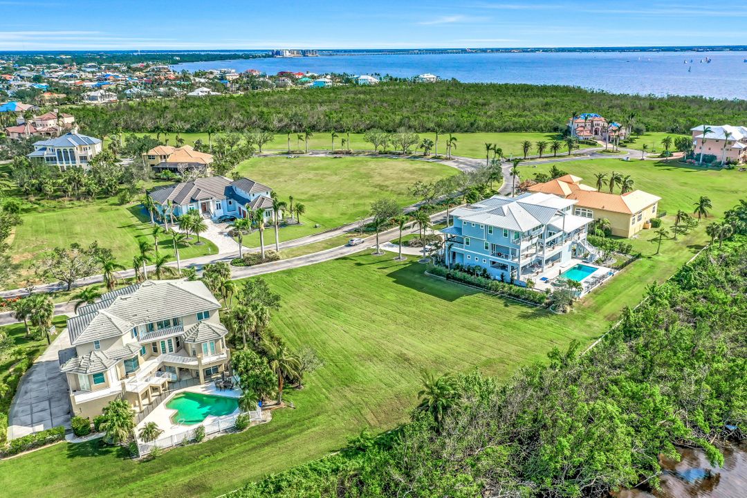 4591 Grassy Point Blvd, Port Charlotte, FL 33952