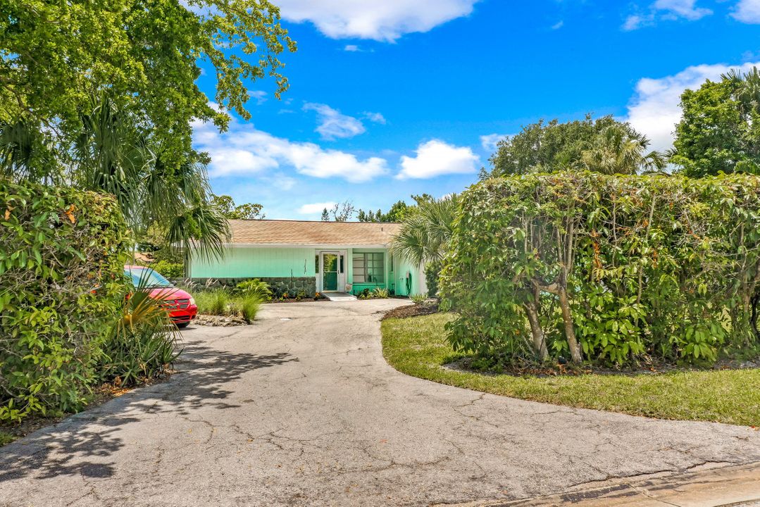 698 Mooring Line Dr, Naples, FL 34102