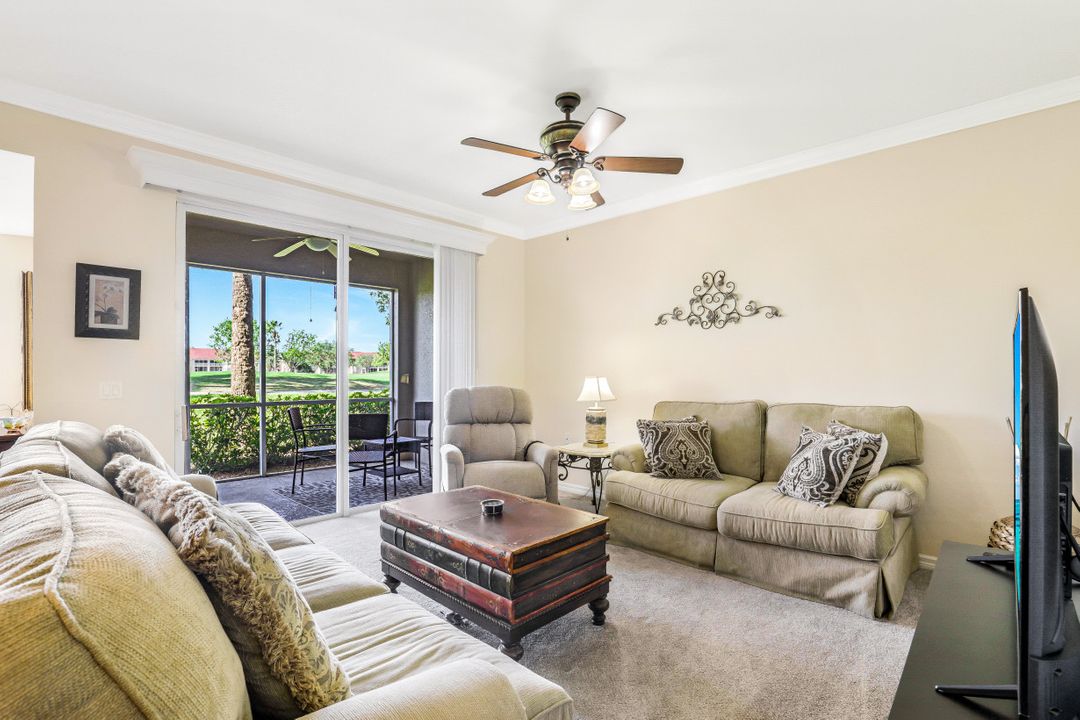 2710 Cypress Trace Cir #3011, Naples, FL 34119