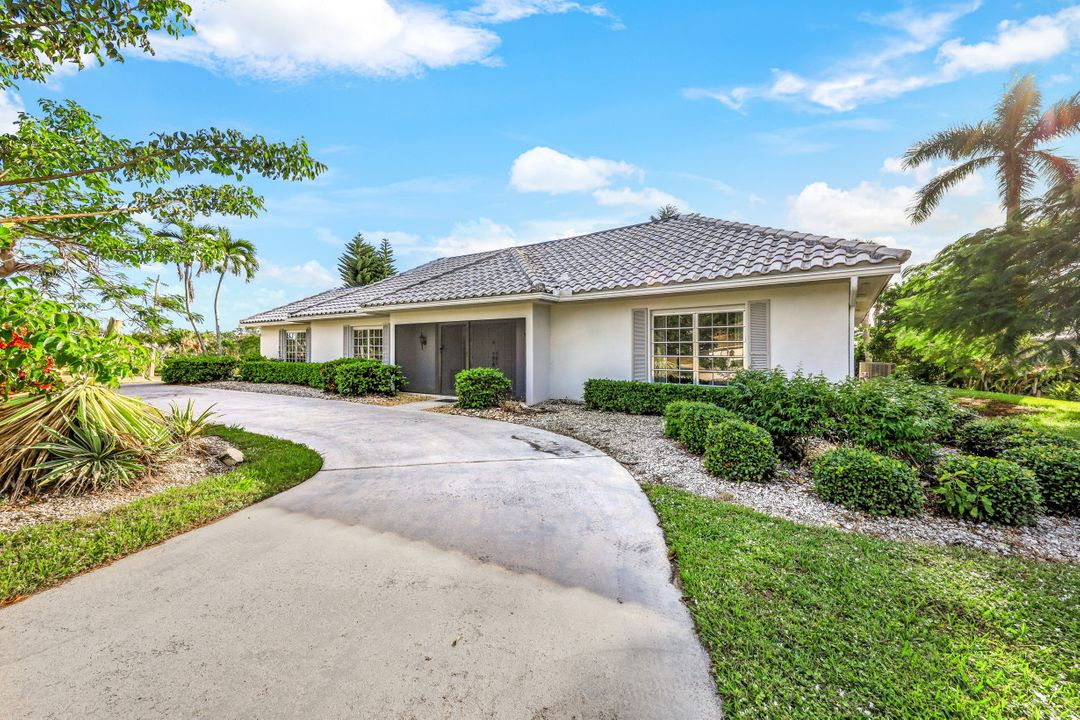 1585 Ludlow Rd, Marco Island, FL 34145