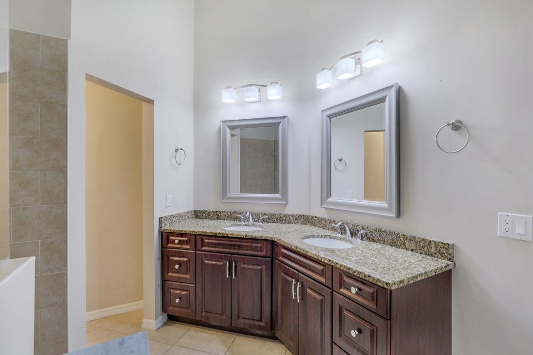 1450 Misty Pines Cir #G-202, Naples, FL 34105