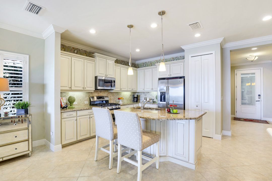 4408 Waterscape Ln, Fort Myers, FL 33966