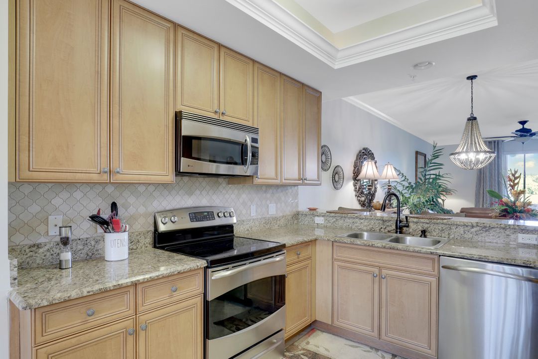 10250 Heritage Bay Blvd #3615, Naples, FL 34120