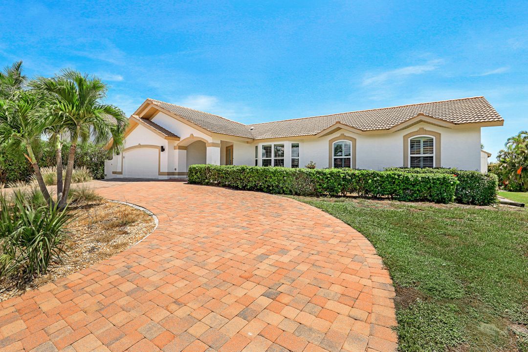 435 Kendall Dr, Marco Island, FL 34145