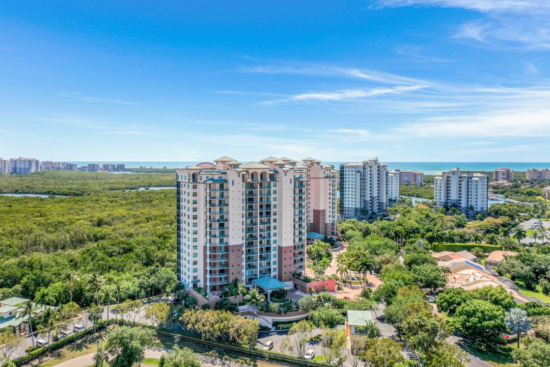 455 Cove Tower Dr #704, Naples, FL 34110