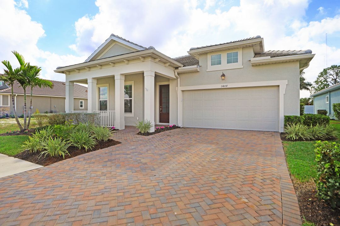 3404 Pilot Cir, Naples, FL 34120