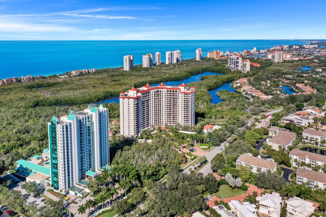 7515 Pelican Bay Blvd #21C, Naples, FL 34108