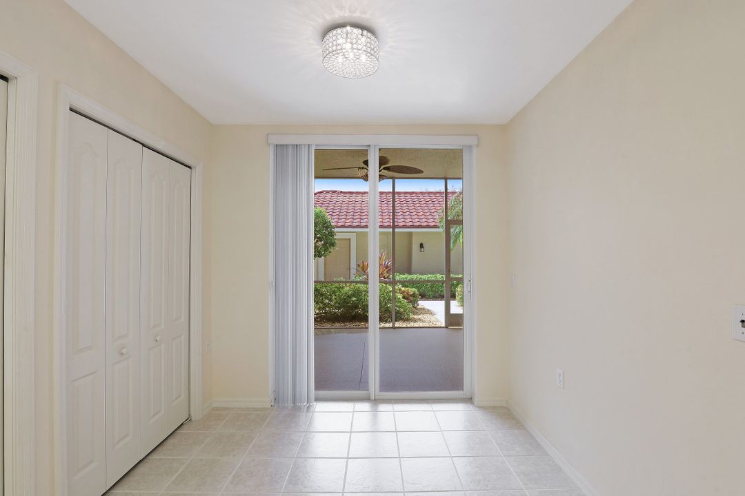 2870 Cypress Trace Cir #1712, Naples, FL 34119