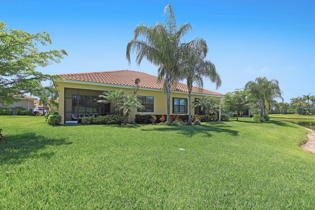 11992 Five Waters Cir, Fort Myers, FL 33913