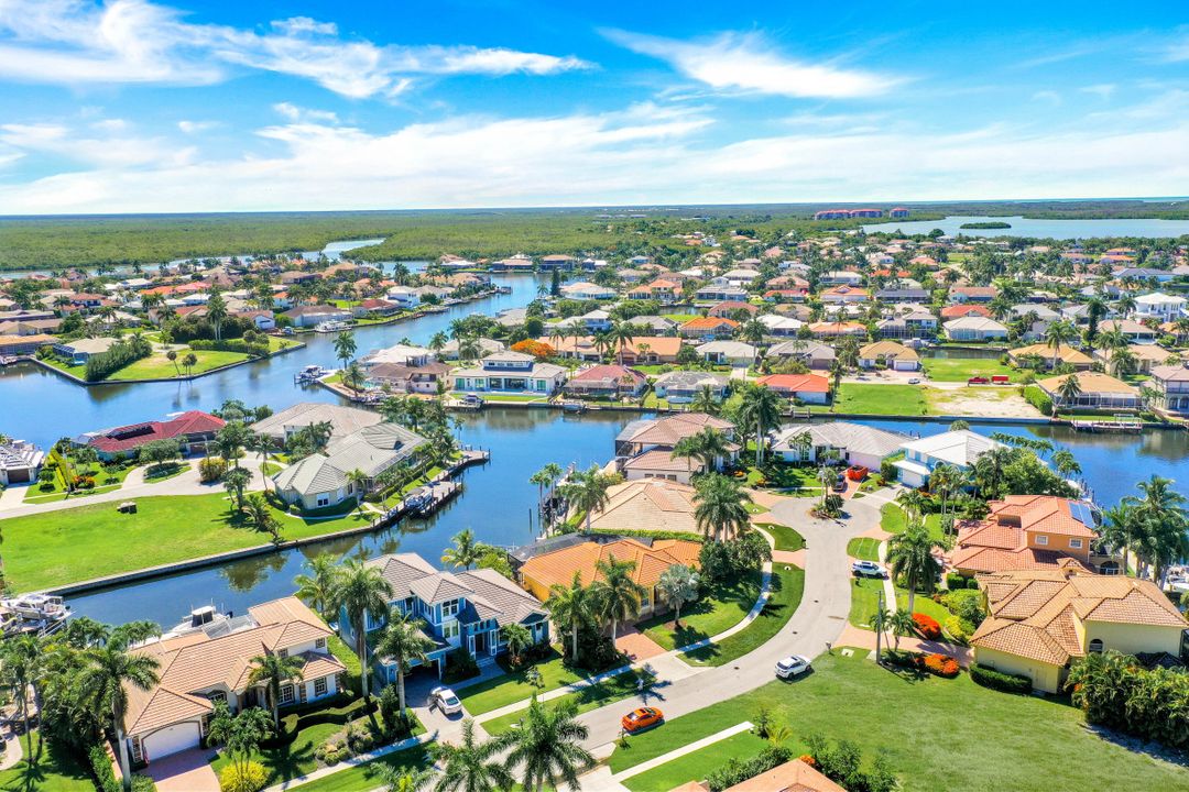 171 Geranium Ct, Marco Island, FL 34145