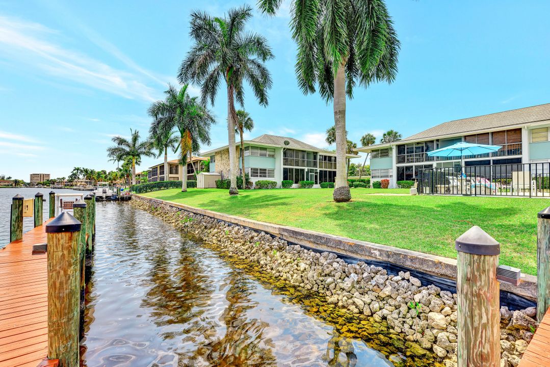 4427 Country Club Blvd #I-2, Cape Coral, FL 33904