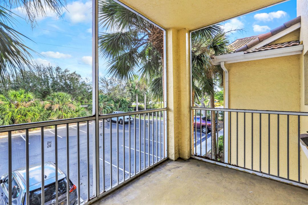 6490 Aragon Way #204, Fort Myers, FL 33966