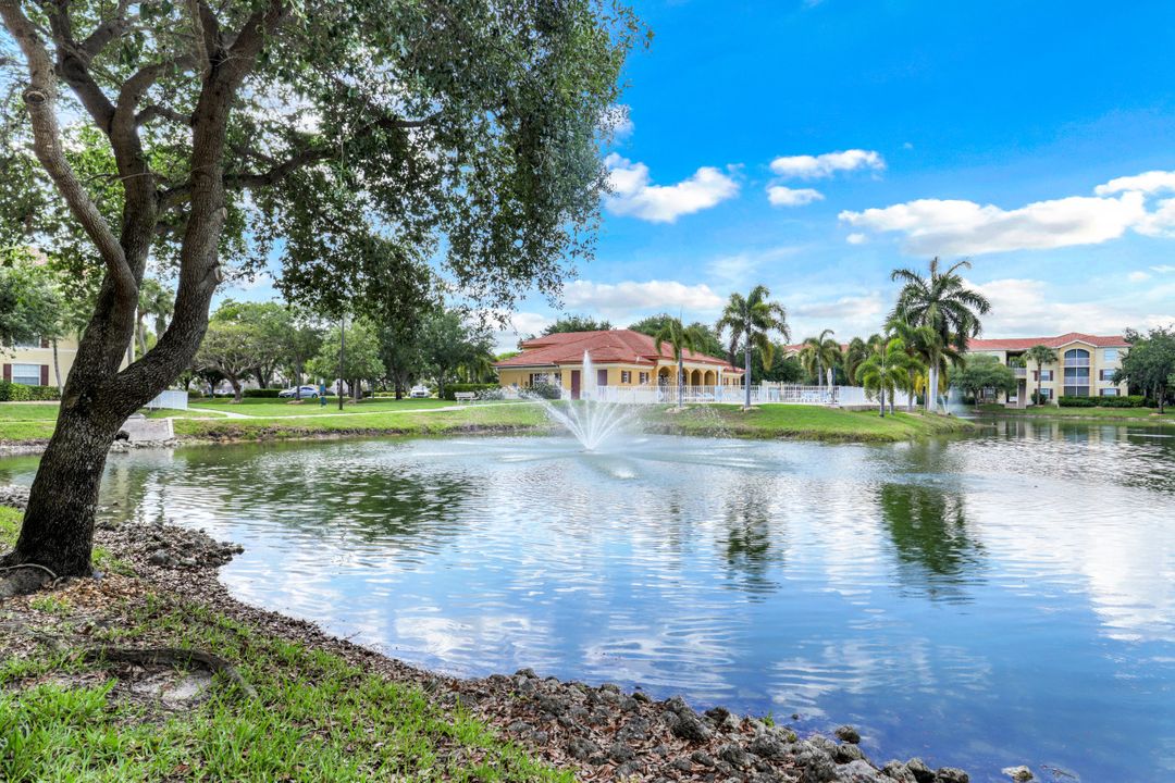 4135 Residence Drive #613, Fort Myers, FL 33901