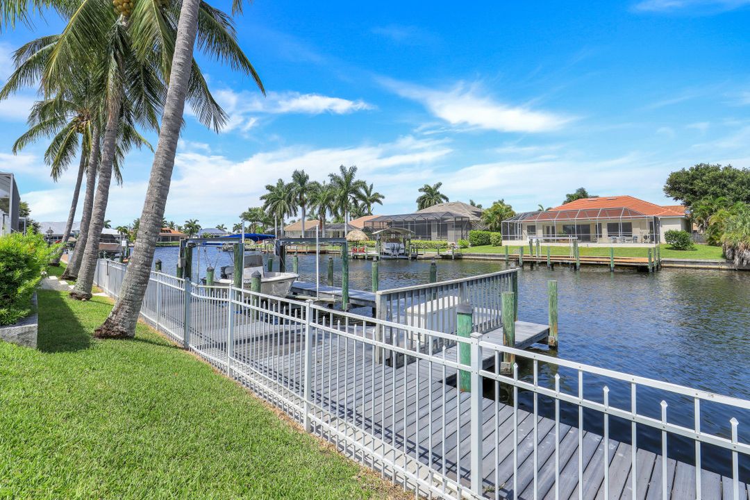 5215 SW 23rd Ave, Cape Coral, FL 33914