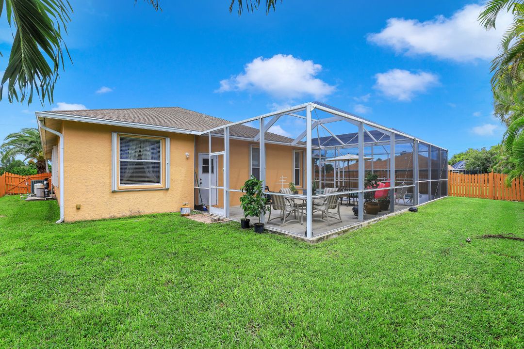 4720 SW 23rd Ave, Cape Coral, FL 33914