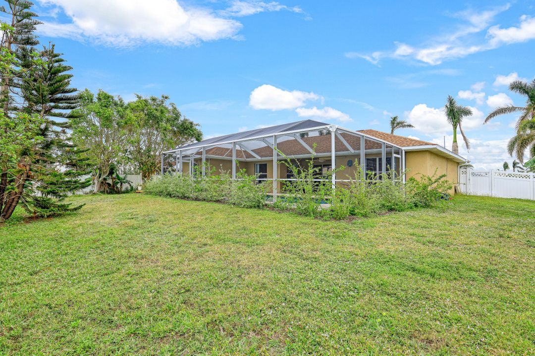 1156 NW Juanita Pl, Cape Coral, FL 33993