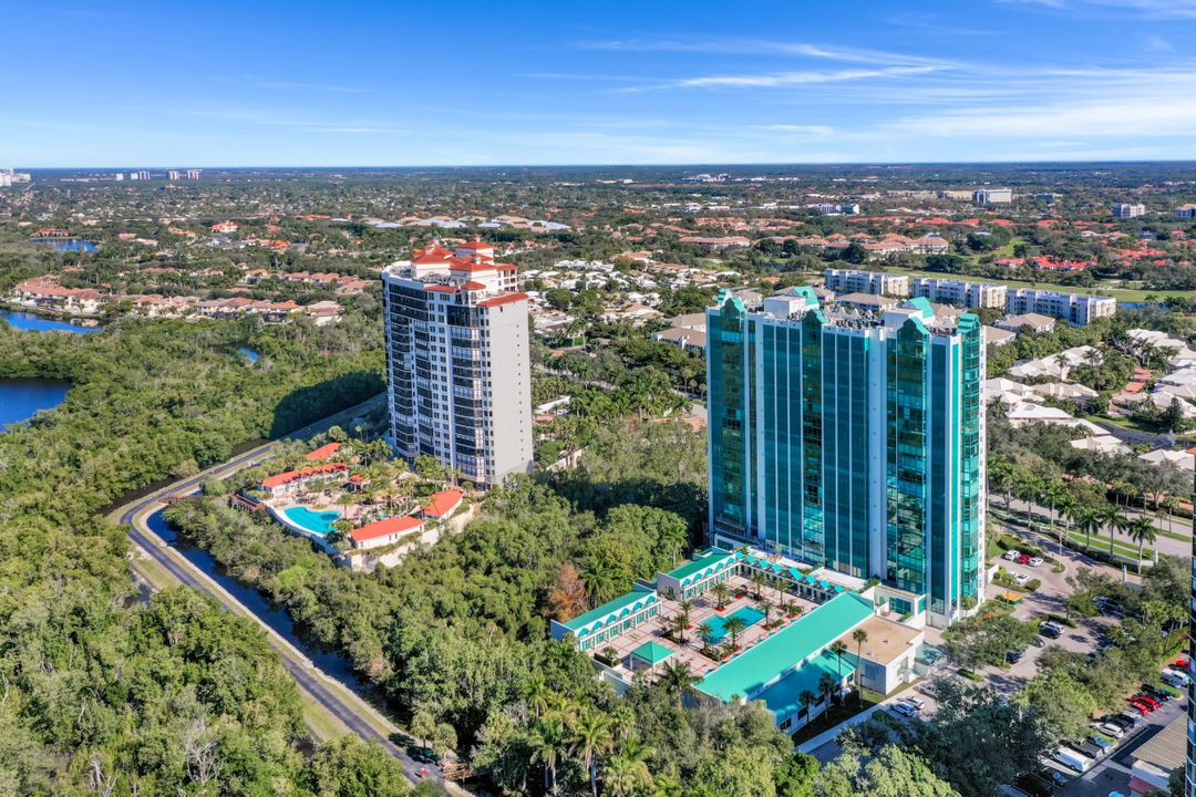 7515 Pelican Bay Blvd #21C, Naples, FL 34108