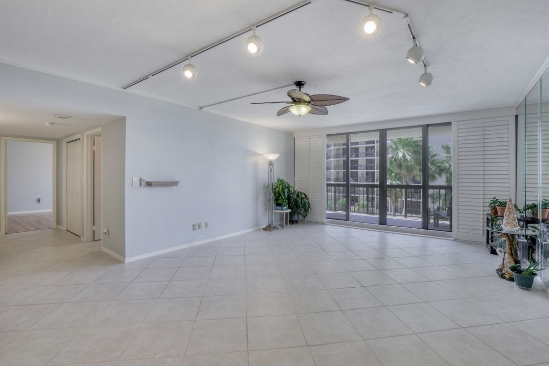 176 S Collier Blvd #406, Marco Island, FL 34145