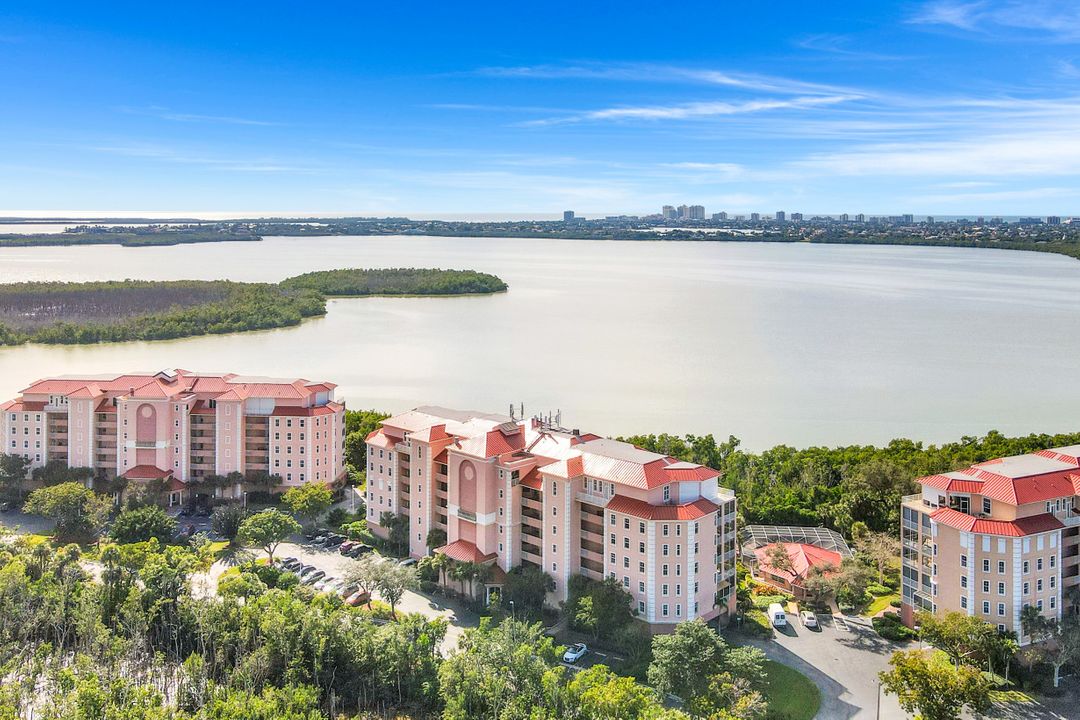 269 Vintage Bay Dr #24, Marco Island, FL 34145