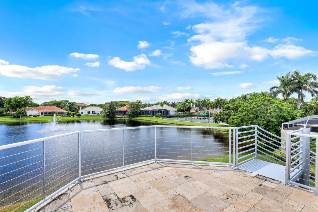 15720 Chatfield Dr, Fort Myers, FL 33908