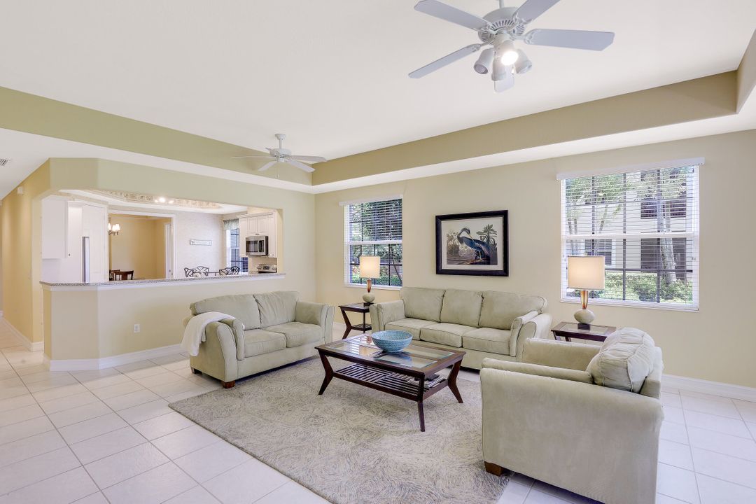 8649 Champions Point #1201, Naples, FL 34113