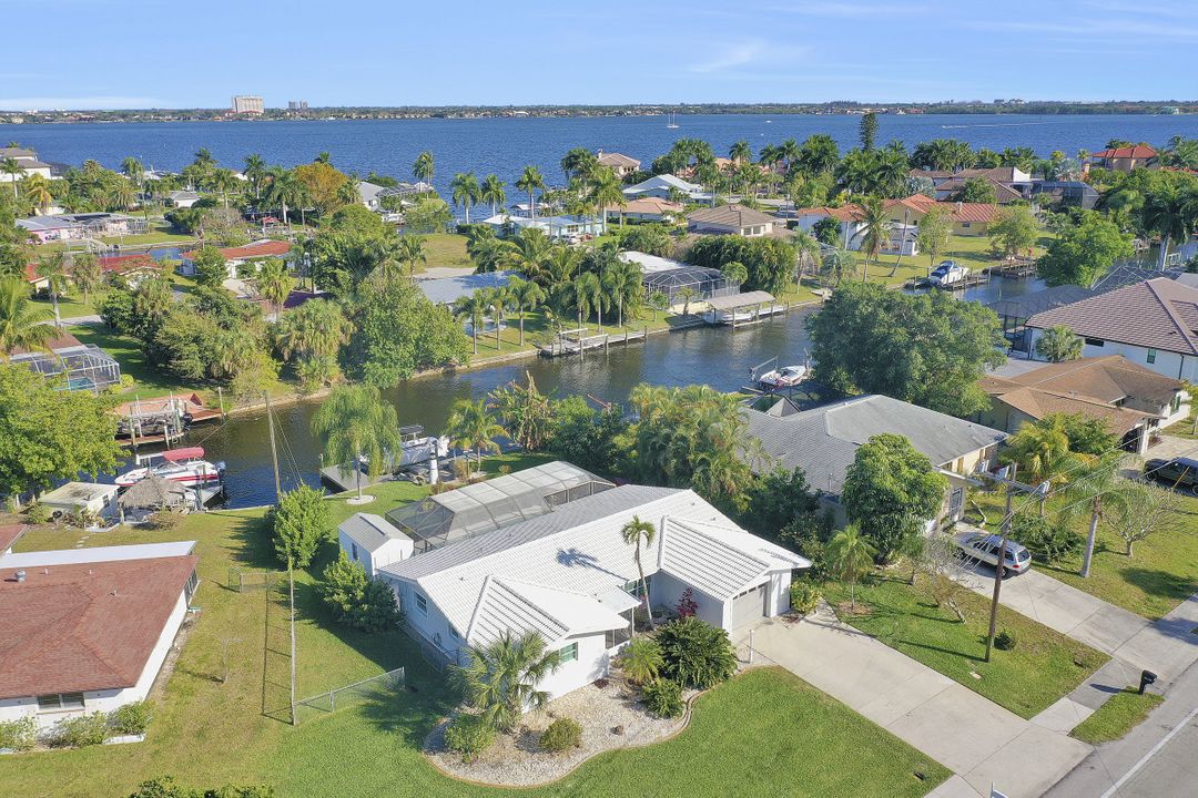 4937 Del Prado Blvd S, Cape Coral, FL 33904