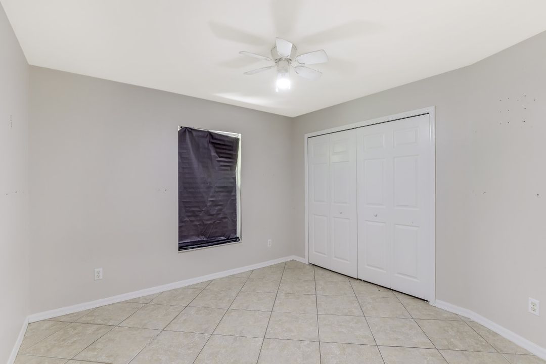 2508 Surfside Blvd, Cape Coral, FL 33914