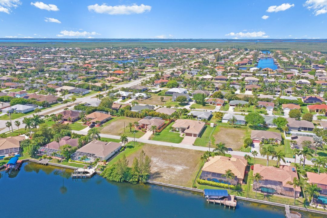 4717 SW 23rd Ave, Cape Coral, FL 33914