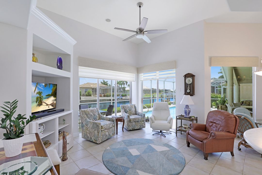 371 Capistrano Ct, Marco Island, FL 34145