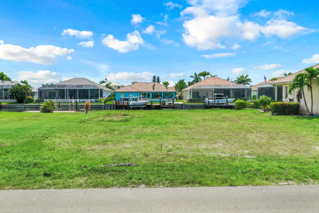 473 Worthington St, Marco Island, FL 34145