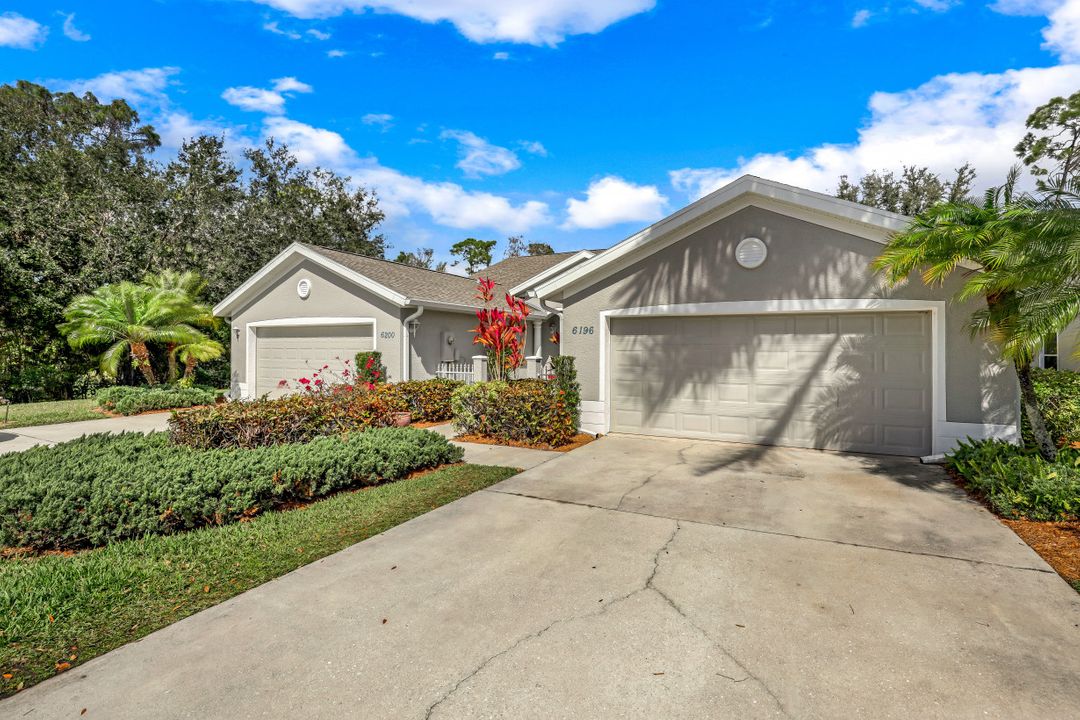 6196 Mandalay Cir, Naples, FL 34112