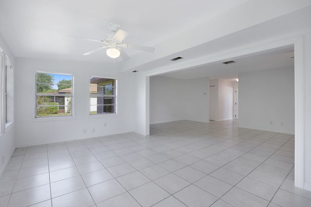 15780 Treasure Island Ln, Fort Myers, FL 33905