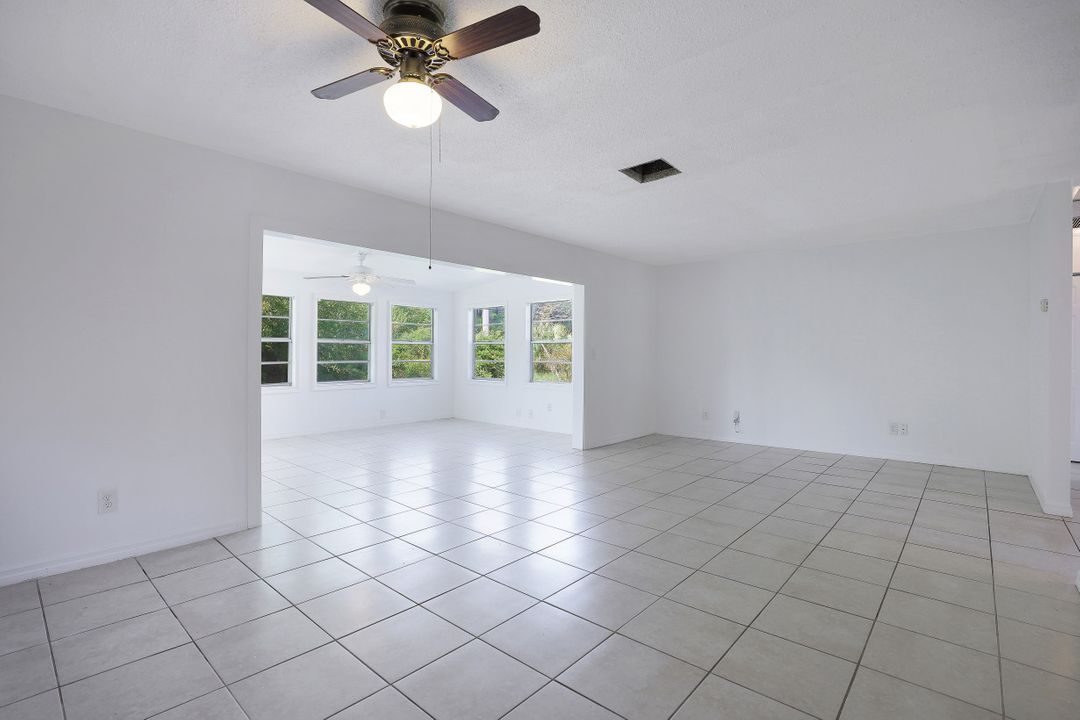 15780 Treasure Island Ln, Fort Myers, FL 33905