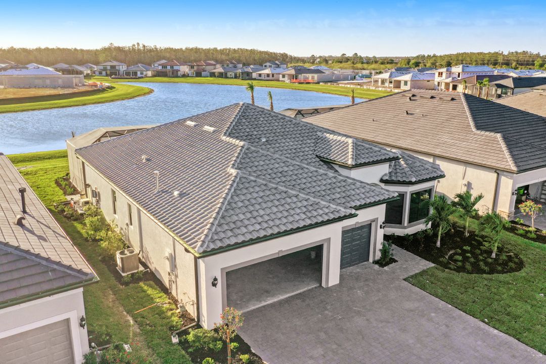 20048 Hartford Blvd, Estero, FL 33928