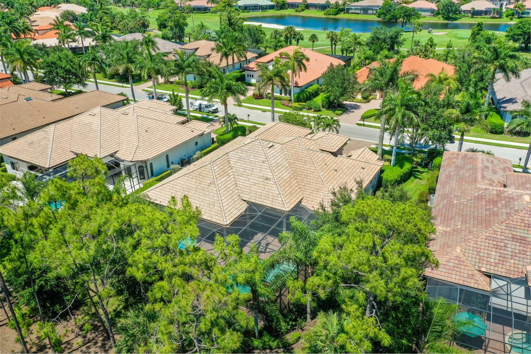 7413 Byrons Way, Naples, FL 34113