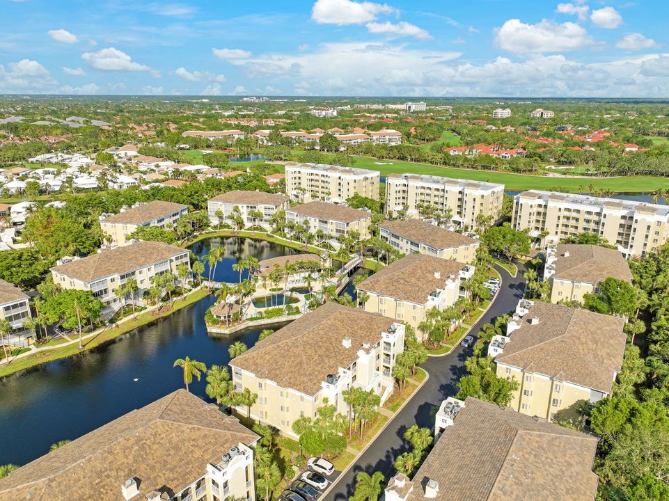 7718 Pebble Creek Cir #203, Naples, FL 34108