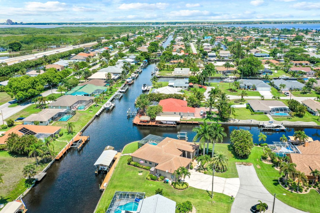 2511 SE 19th Ave, Cape Coral, FL 33904