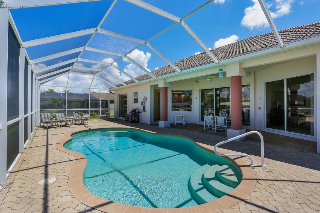 5218 Skyline Blvd, Cape Coral, FL 33914