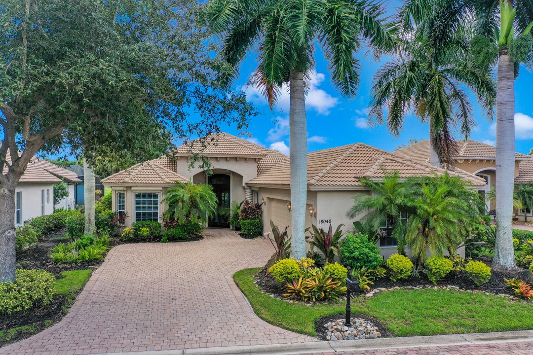 18040 Montelago Ct, Miromar Lakes, FL 33913