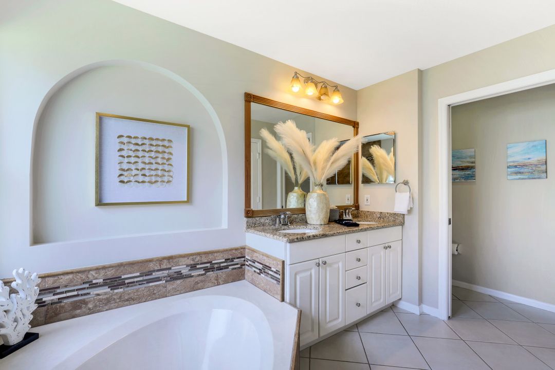 2023 Terrazzo Ln, Naples, FL 34104