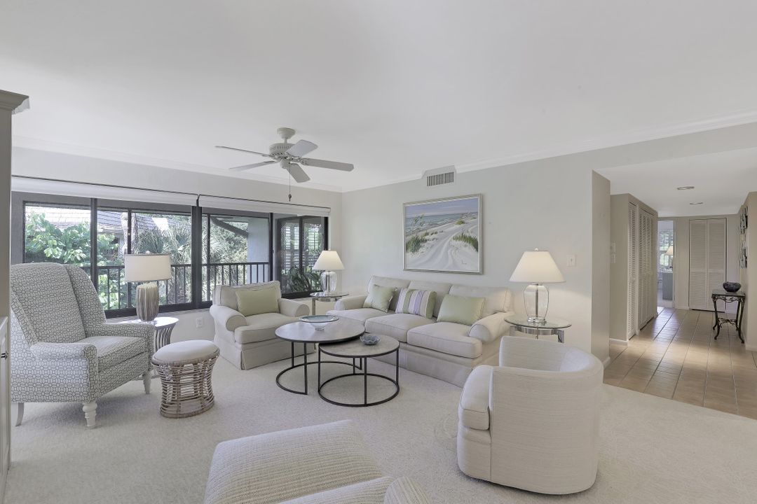 5964 Pelican Bay Blvd #431, Naples, FL 34108