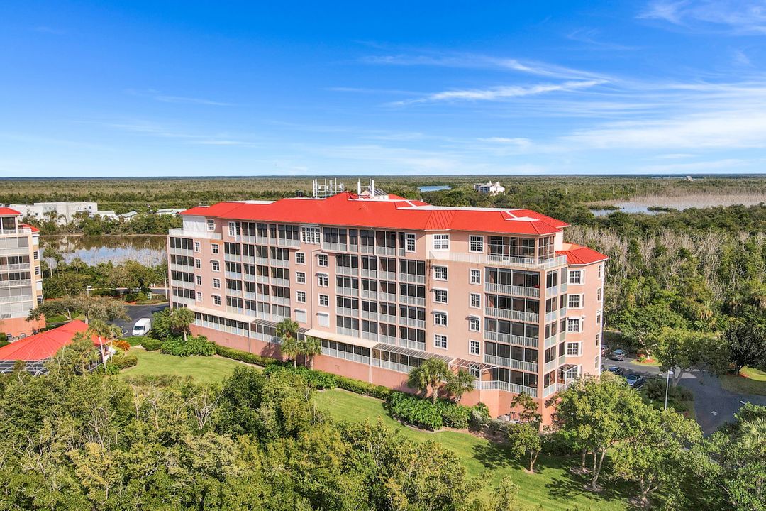 269 Vintage Bay Dr #24, Marco Island, FL 34145