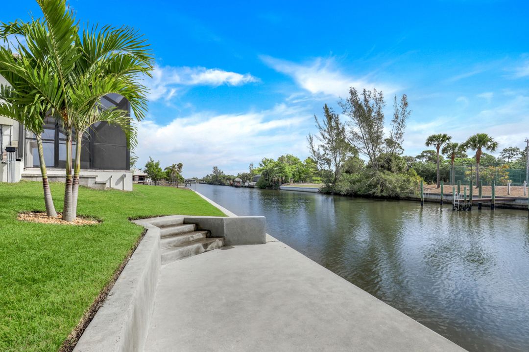 2833 NW 41st Ave, Cape Coral, FL 33993