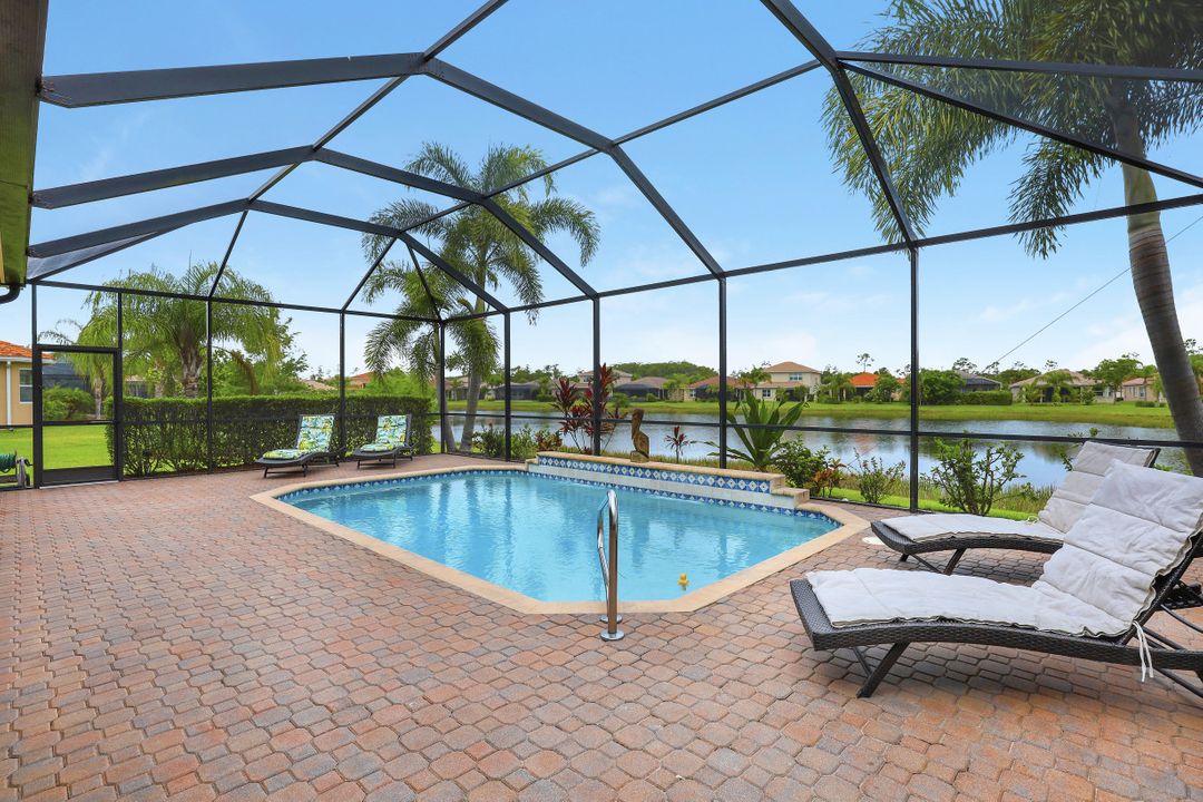 10119 Mimosa Silk Dr, Fort Myers, FL 33913