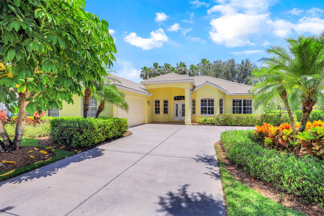 14849 Fripp Island Ct, Naples, FL 34119