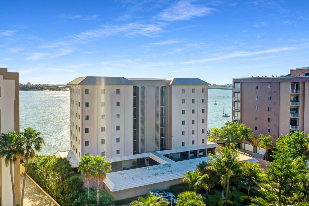 350 Golden Gate Point #32, Sarasota, FL 34236