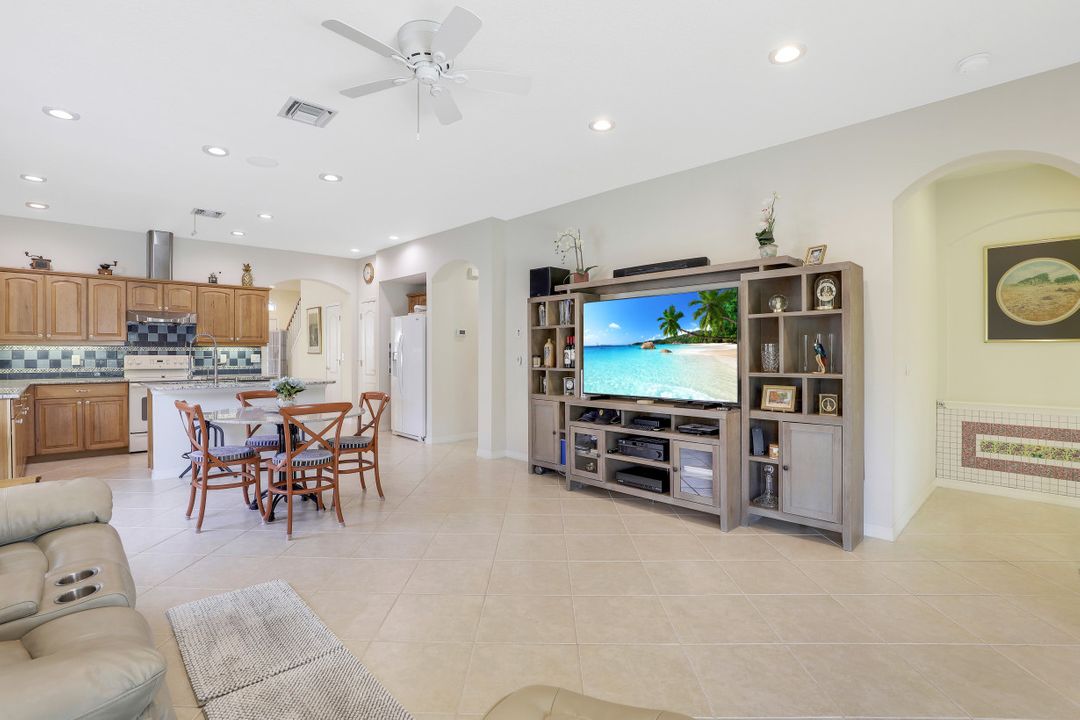 9920 Via San Marco Loop, Fort Myers, FL 33905