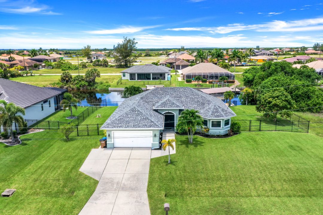 1434 NW 38th Pl, Cape Coral, FL 33993